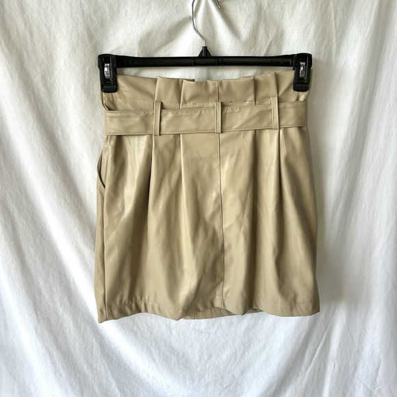 Kendall + Kylie Faux Leather Paperbag Waist Mini Skirt Beige Belted Size M - Picture 2 of 3